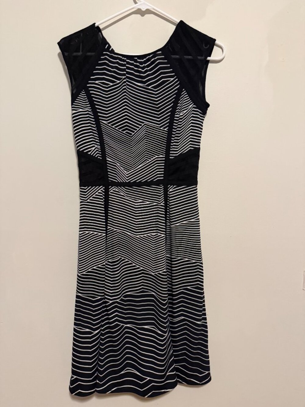 BCBGMAXAZRIA Ilana Striped Fit & Flare Dress Cocktail | Size XS